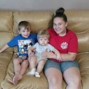 Meet your Posher, Gena nini